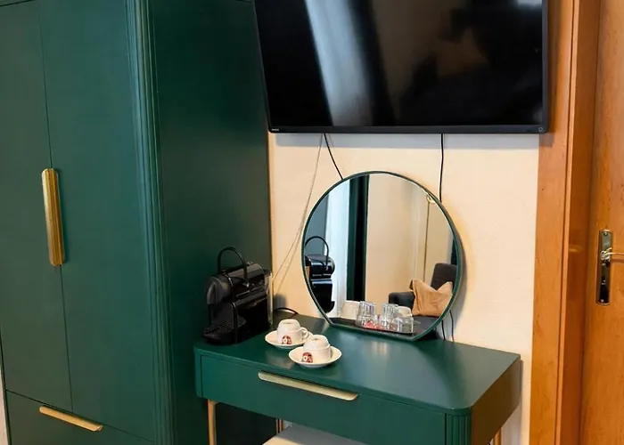 & Cafe Abendroete كورورت أوبين